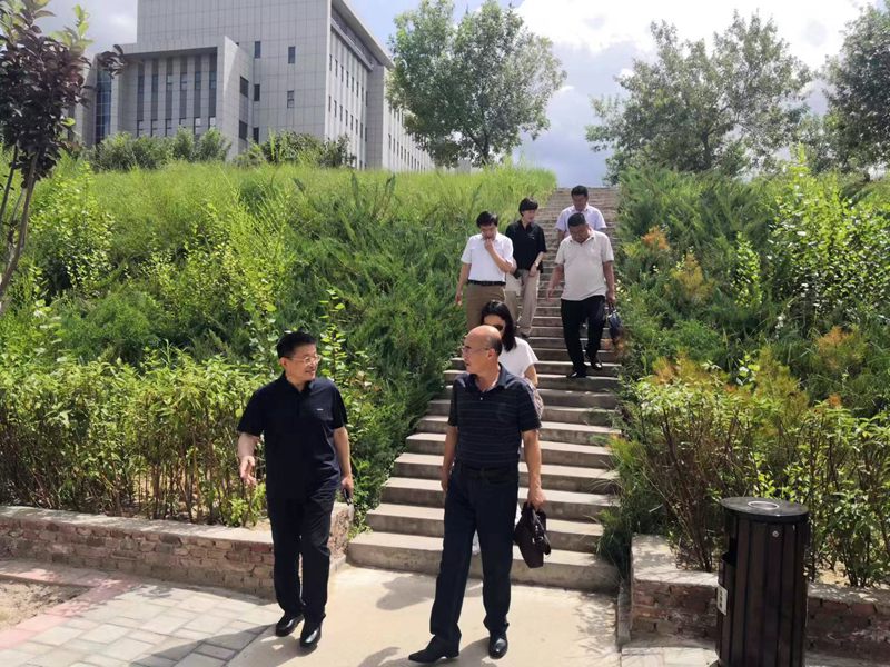 2022年7月，自治区药监局副局长呼格吉胡到赤峰源生公司调研